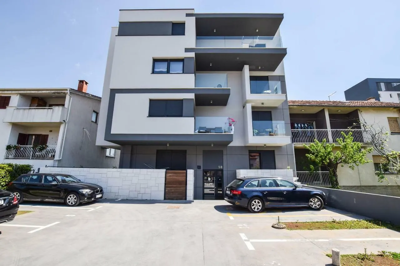 Apartment Lenora Split