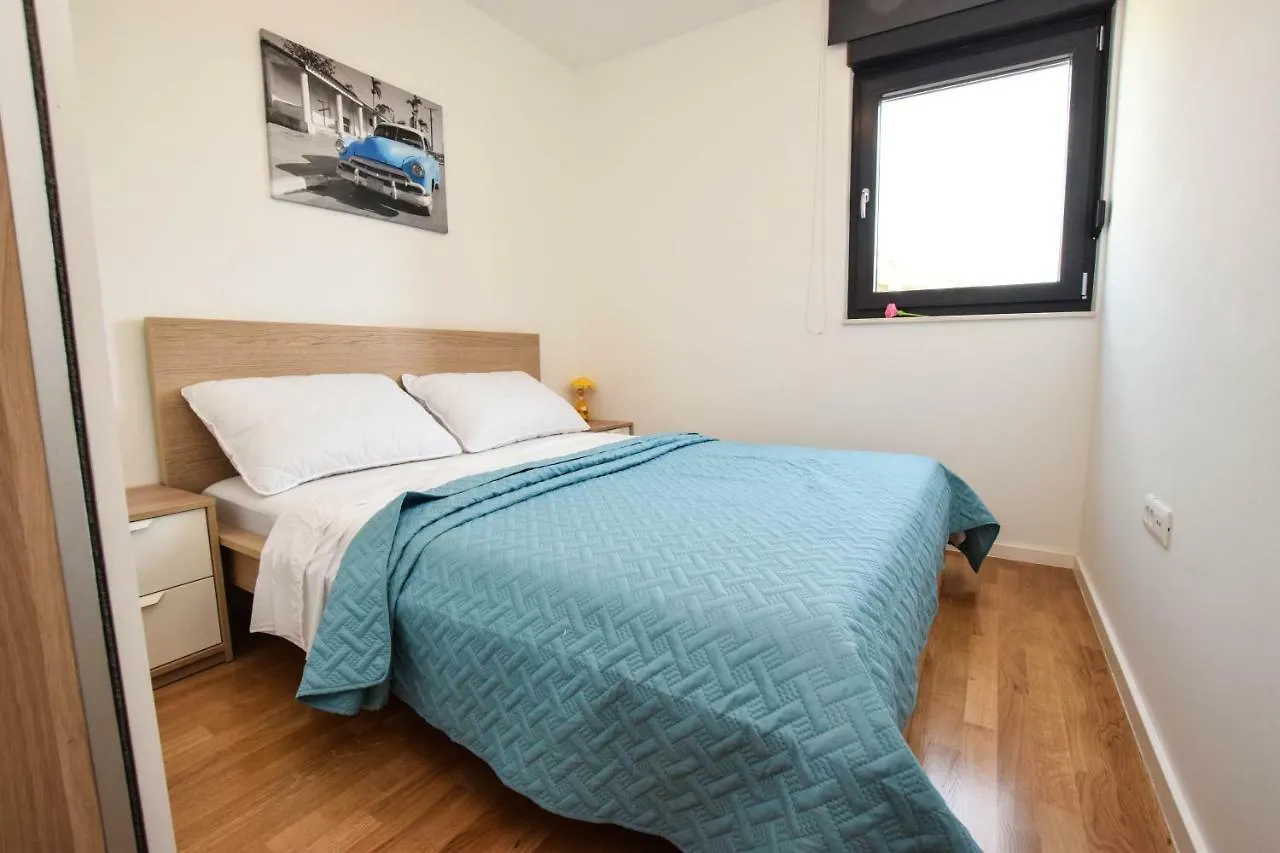 Apartment Lenora Split