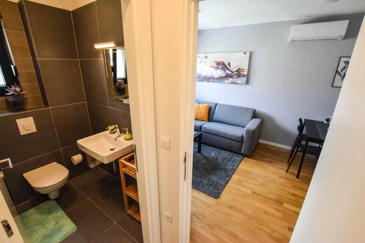 Apartment Lenora Split